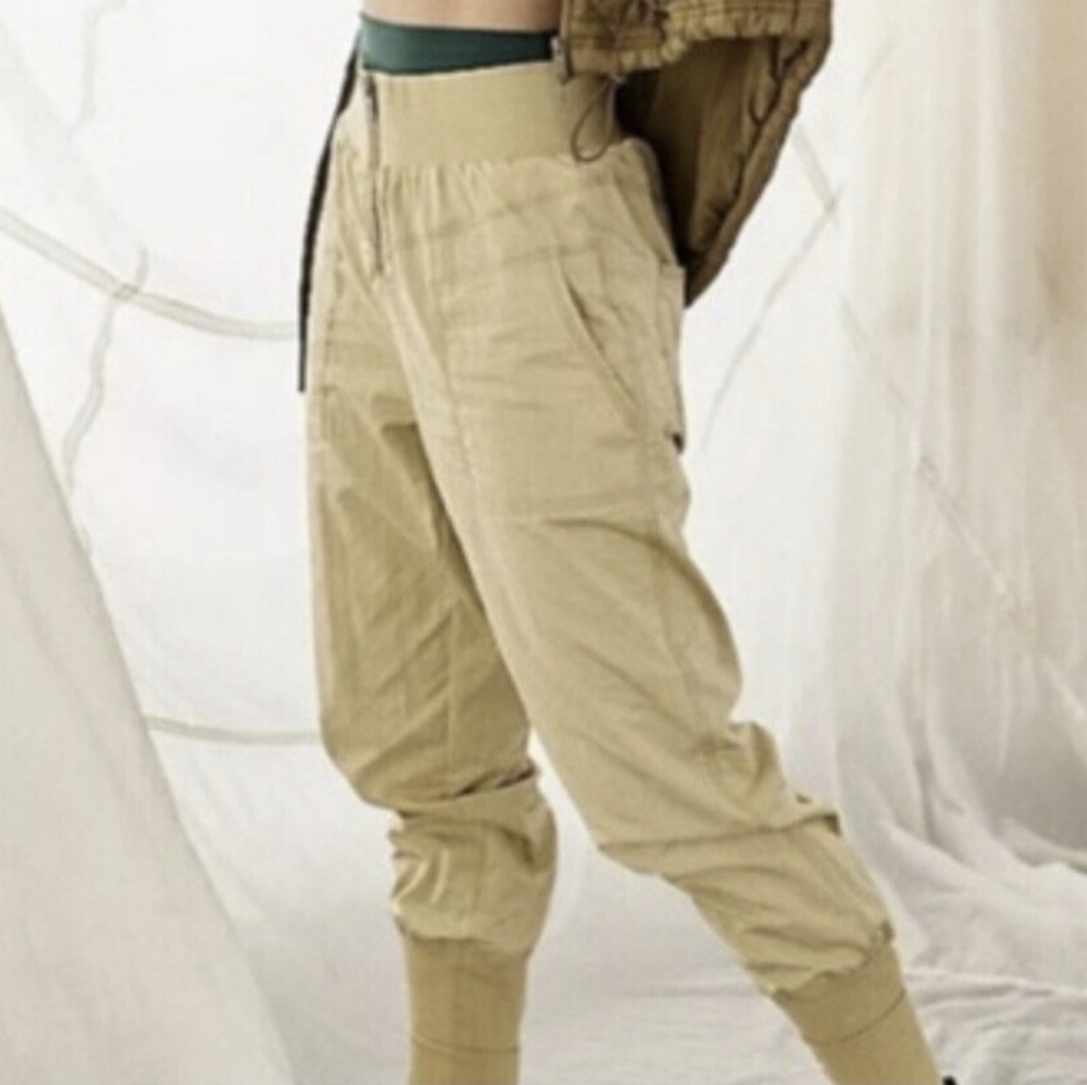 Free People Movement On The Road Nylon Pants Joggers - Picture 2 of 13